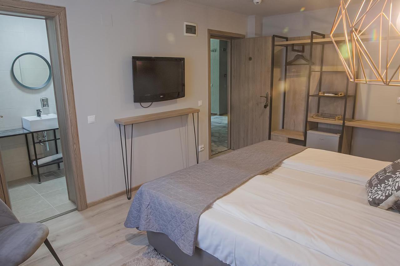 Corvin House 호텔 후네도아라 외부 사진